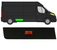 Seitenleiste mit Lampe für Peugeot Boxer 2018 - 2021...